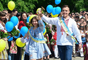 Новини Києва - КМДА назвала дату останнього дзвоника у школах Києва