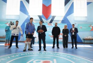 Новини України - Кулеба розповів про розвиток проєкту всеукраїнських шкільних ліг