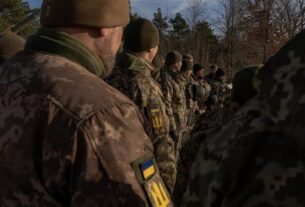 Новини України - Стало відомо, скільки держслужбовців мобілізовано