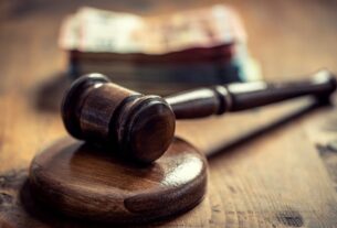 Без категорії - З харківського правоохоронця стягнули 7,8 млн необґрунтованих активів