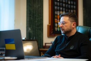 Новини України - Зеленський обговорив з премʼєром Канади санкції проти РФ і ППО для України