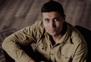 Новини культури - Актор Дмитро Лінартович розлучився з дружиною під час війни