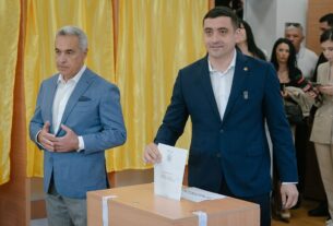 Новини світу - Фаворит президентських виборах у Румунії обіцяє повернути Джорджеску