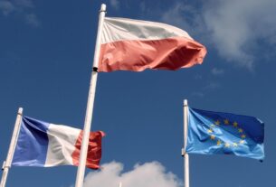 Новини світу - Франція та Польща підпишуть оборонний пакт - ЗМІ
