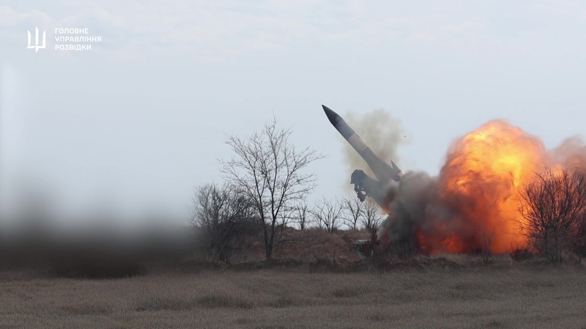 Новини України - ГУР показало, як б’є ракетами С-200 по росіянах