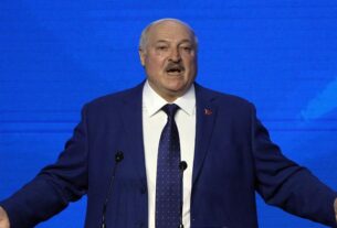 Новини світу - Лукашенко помилував понад 40 політв'язнів "до 9 травня"