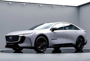 Авто новини - Mazda представила у Китаї спортивний седан для молоді