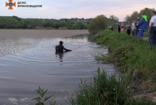 Новини України - На Прикарпатті у ставку потонув хлопчик