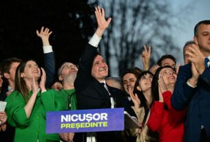 Новини світу - На виборах у Румунії лідирує проєвропейський кандидат