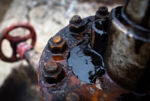 Новини бізнесу - Нафтові доходи Росії впали до дворічного мінімуму