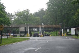 Новини світу - Під штаб-квартирою ЦРУ сталася стрілянина - ЗМІ