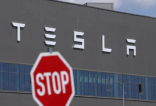 Новини бізнесу - Продажі Tesla впали на 49% у квітні - ЗМІ