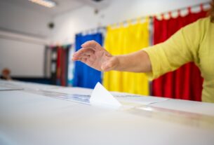 Новини світу - Румунія заявила про російське втручання у вибори