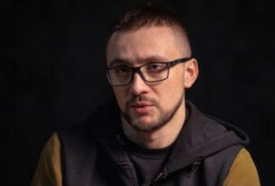 Новини України - Сергій Стерненко показав перше фото з лікарні після поранення
