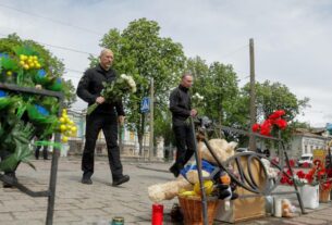 Новини України - Шмигаль з міністрами прибув у Суми