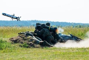 Новини світу - США озброять Естонію ракетами Javelin на $300 млн