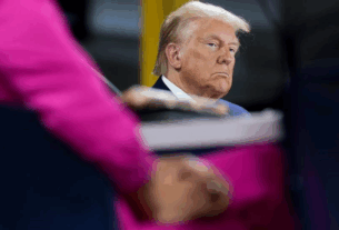 Новини світу - Трамп назвав "надто великим" подарований Катаром літак