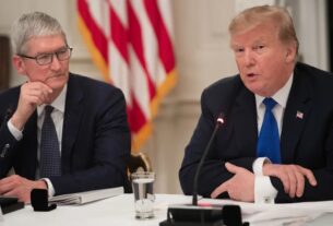 Новини бізнесу - Трамп персонально сказав Тіму Куку, що не хоче виробництва Apple в Індії