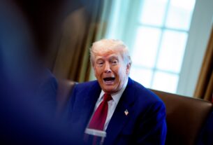 Новини світу - Трамп: РФ хоче всю Україну, але їй доведеться поступитися