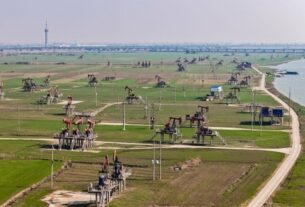 Новини бізнесу - Ціни на нафту знижуються на новинах зі США і Китаю