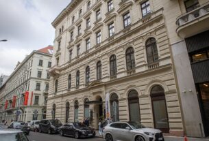 Новини бізнесу - Угорщина через рекордний дефіцит заморозила частину бюджетних витрат