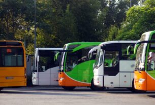 Новини бізнесу - Україна імпортувала автобусів на $13 млн з початку року