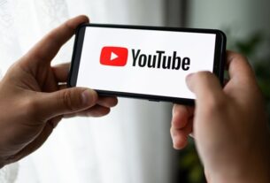 Новини України - YouTube заблокував канали Арестовича та інших підсанкційних осіб