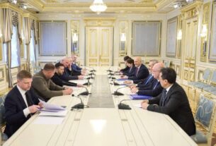 Новини України - Зеленський зустрівся з главою МЗС Туреччини