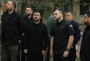 Президент ушанував пам’ять людей, які загинули від російського обстрілу Києва