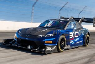 Авто новини - Ford представив екстремальний кросовер Mustang Mach-E