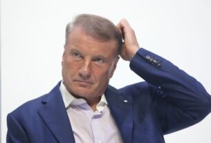 Новини бізнесу - Голова Сбєрбанку попередив про складні часи в російській економіці