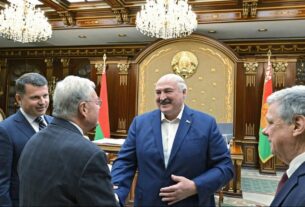 Новини світу - Келлог зустрівся з Лукашенко у Мінську
