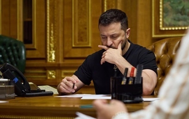 Новини України - Президент підписав укази щодо служби в ЗСУ