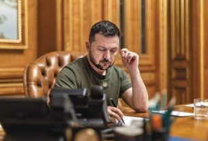 Новини України - Президент підписав закон про обмеження виплати пенсій держзрадникам