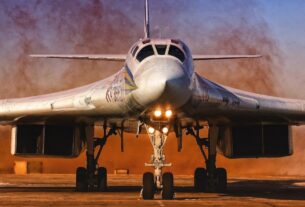Новини світу - Росіяни перекидають літаки подалі від України
