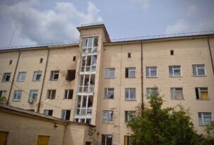 Новини України - Росіяни поцілили Молнією по лікарні на Чернігівщині