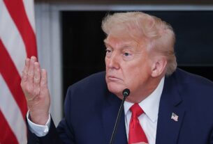 Новини світу - Трамп гадає, що "Путіну байдуже на втрати РФ"