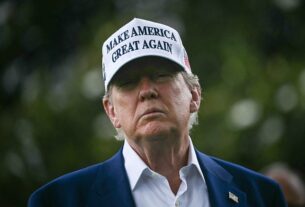 Новини бізнесу - Трамп обвалив долар до значень 2022 року
