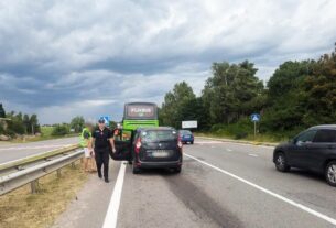 Новини України - У ДТП біля Рівного постраждали троє дітей