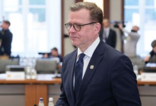 Новини світу - У Фінляндії закликали США не послаблювати санкції проти РФ