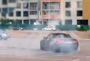 Новини Києва - У Києві молодик на BMW влаштував дрифт біля ТРЦ