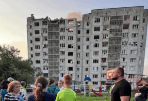 Новини України - У Луцьку внаслідок обстрілу пошкоджено багатоповерхівку, п’ятеро поранених