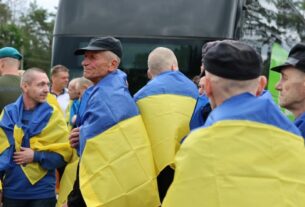 Новини України - Україна повернула з полону п'яту групу військових