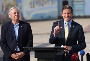 Новини світу - В США відклали "руйнівні санкції" проти Росії через ситуацію з Іраном - ЗМІ