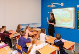 Новини України - В Україні кількість школярів сягула найнижчого рівня за 30 років