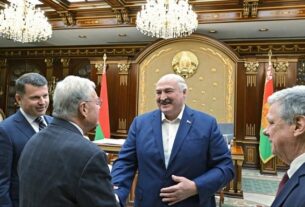 Новини світу - ЗМІ назвали причину поїздки Келлога до Лукашенка