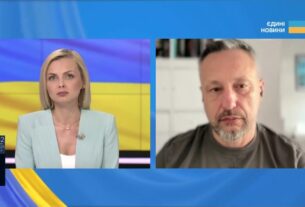 ПРОМИВАННЯ МІЗКІВ з пелюшок: ЩО насправді росія робить з дітьми в окупації | Петро Андрющенко