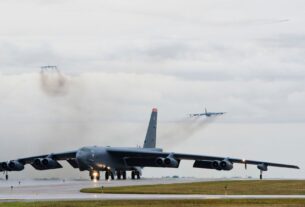 Новини світу - "Аварійний маневр": пілоти літака врятував від загибелі понад 70 людей