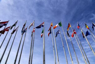 Новини світу - Дві країни блокують 18-й пакет санкцій проти Росії - ЗМІ