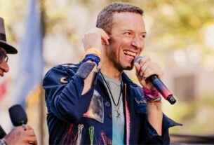 Новини культури - Фронтмен Coldplay випадково розкрив зраду директора компанії